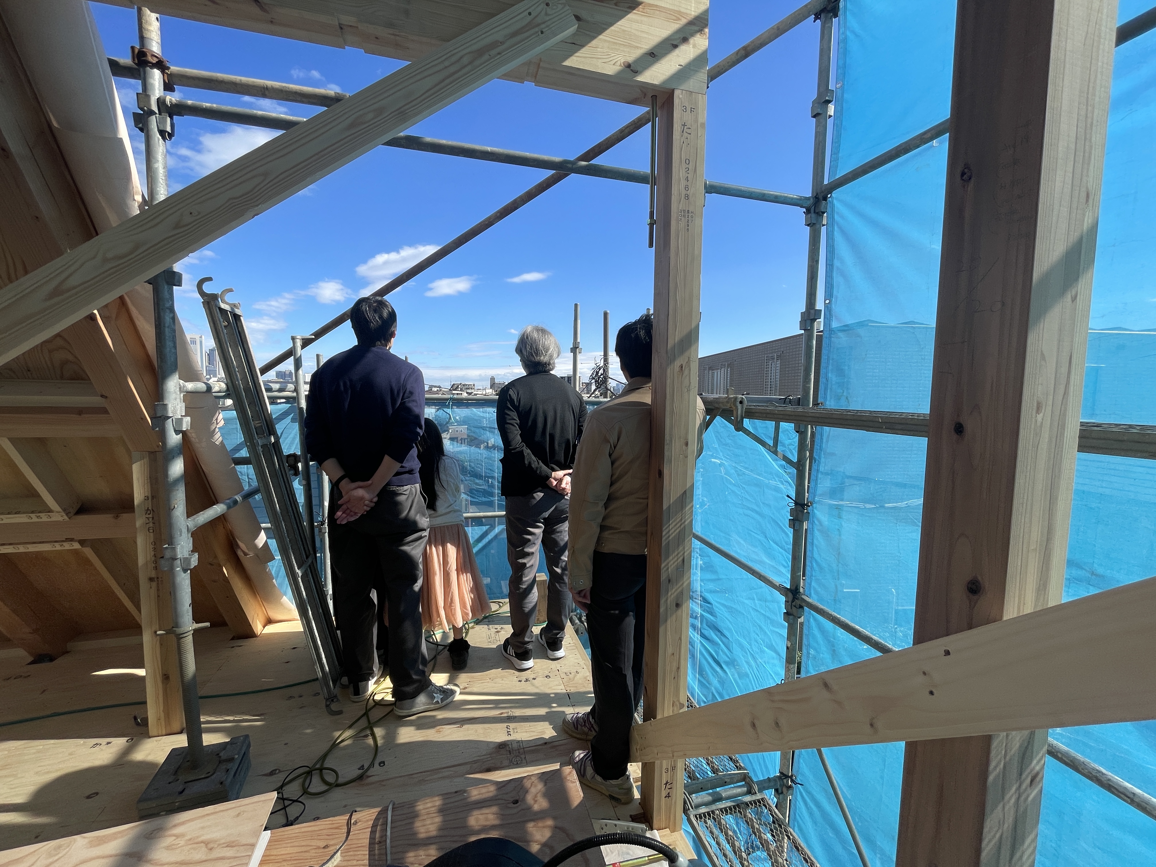 Contents Header Image