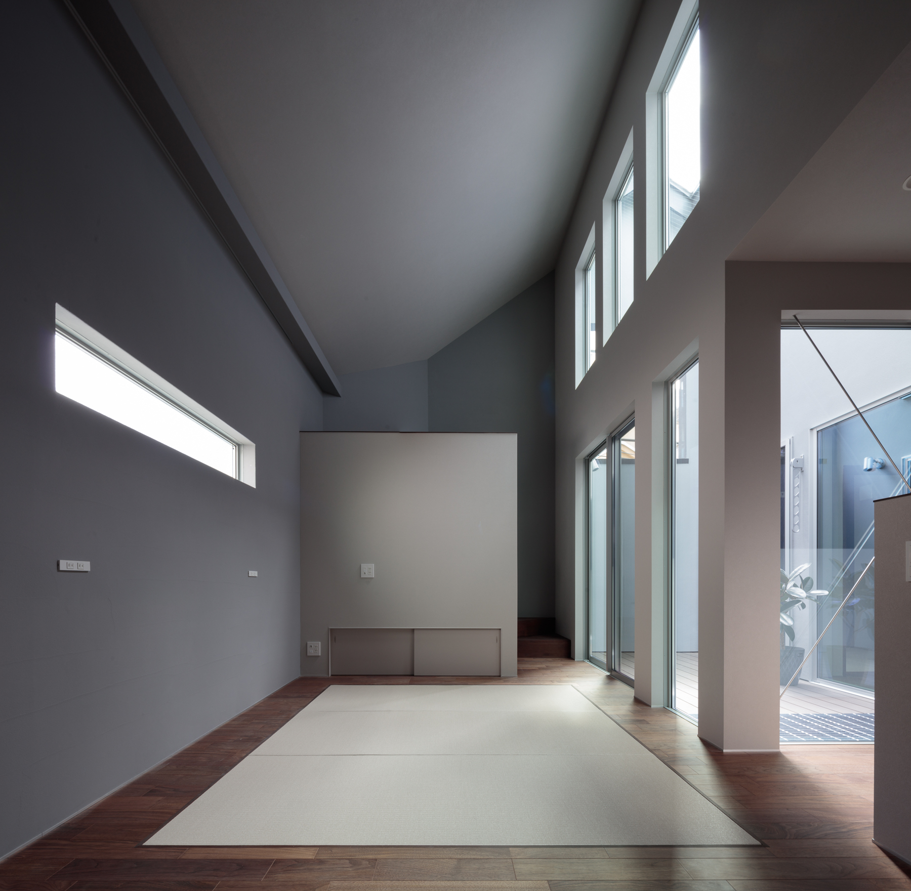 Contents Header Image