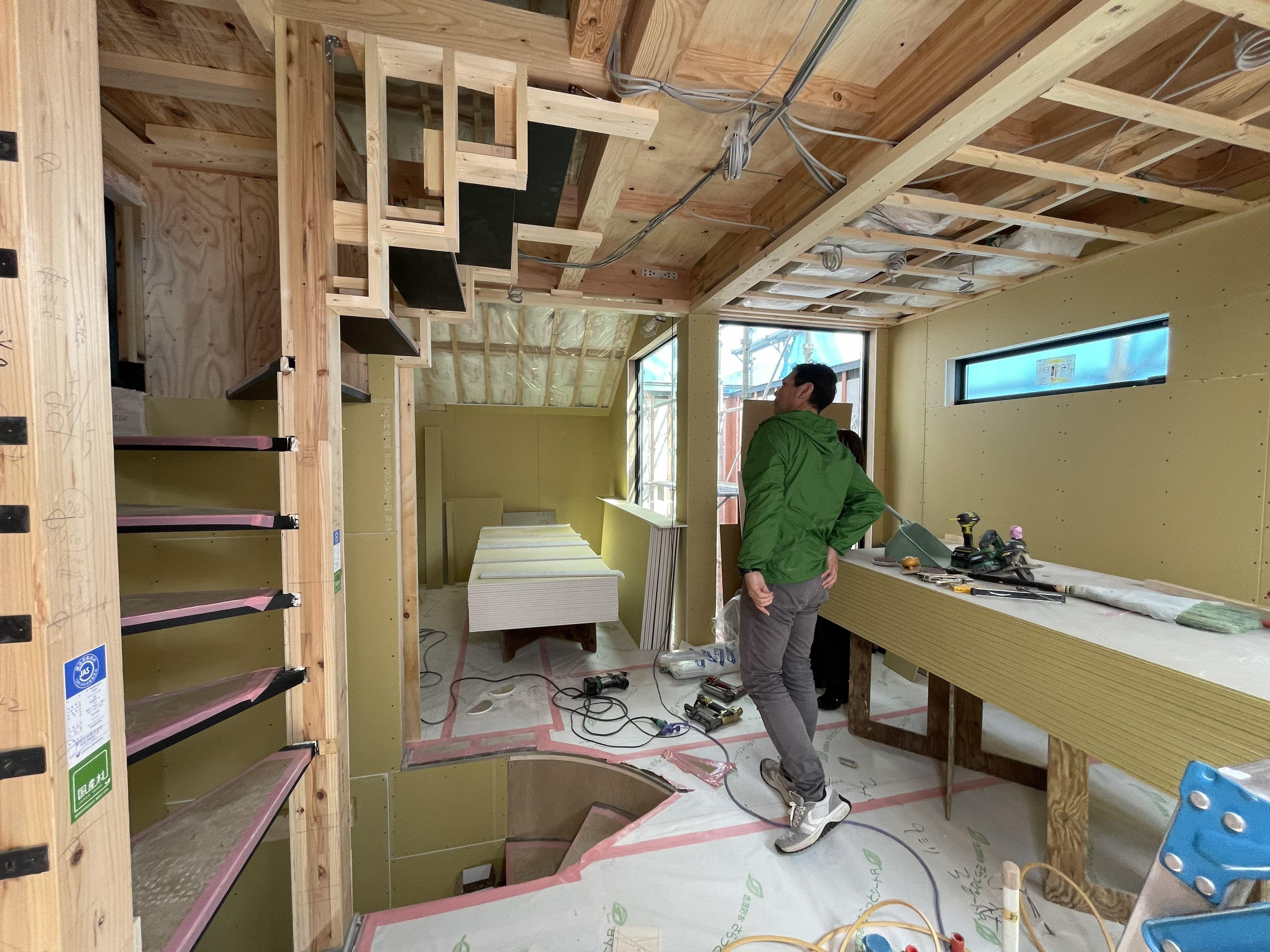 Contents Header Image